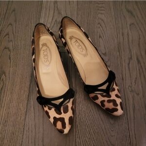Tod's Brown Leopard Print Flats with Black Trim